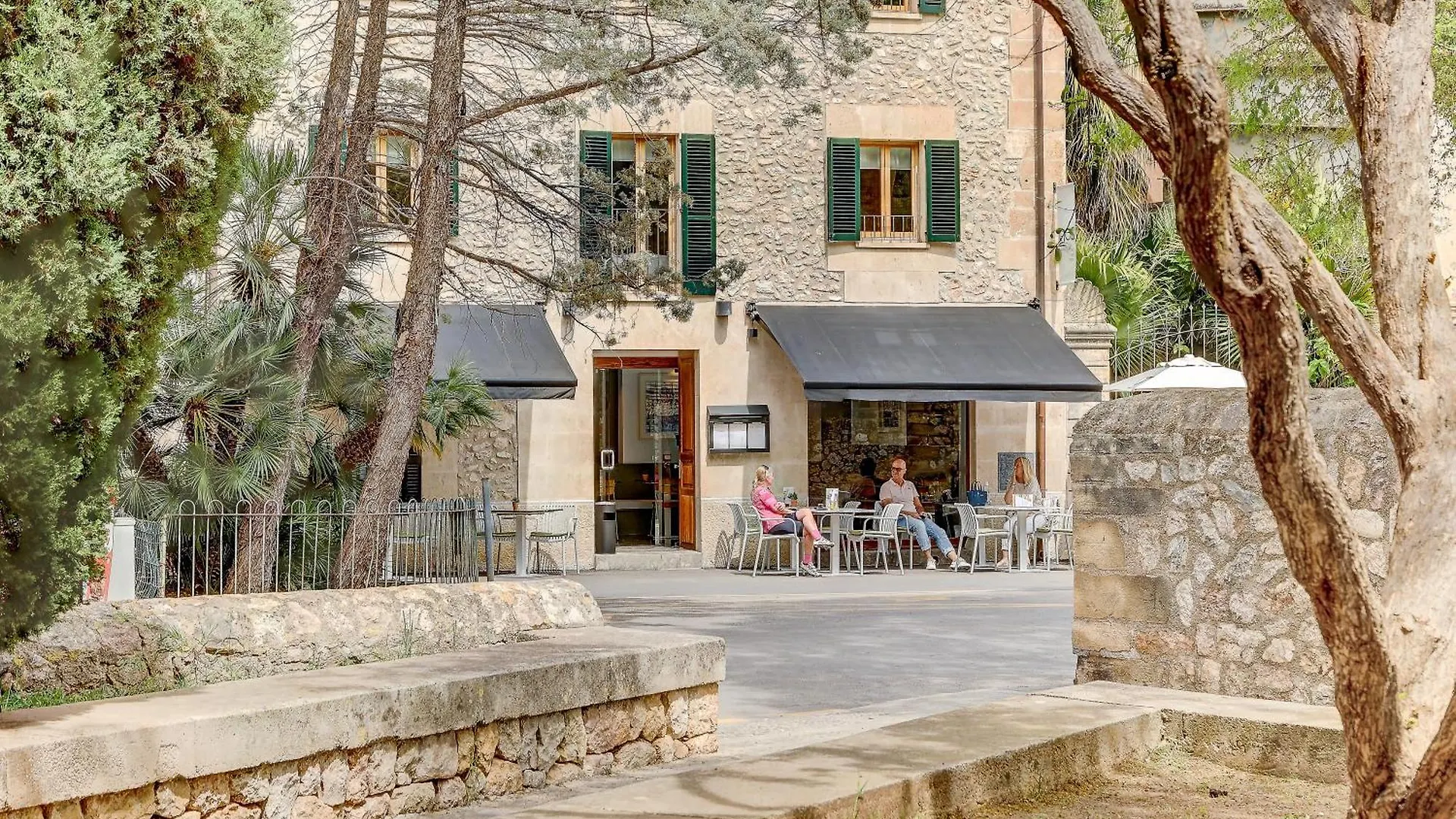 Bed and Breakfast Desbrull à Pollença Couette-café