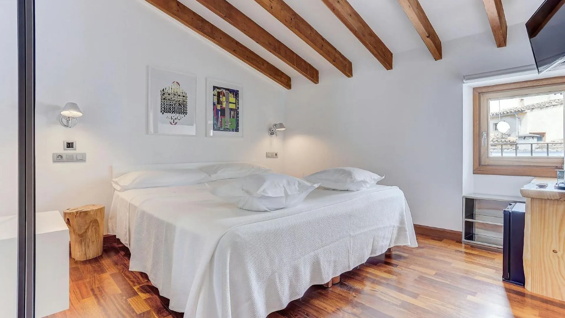 ポレンサ Desbrull Bed & Breakfast
